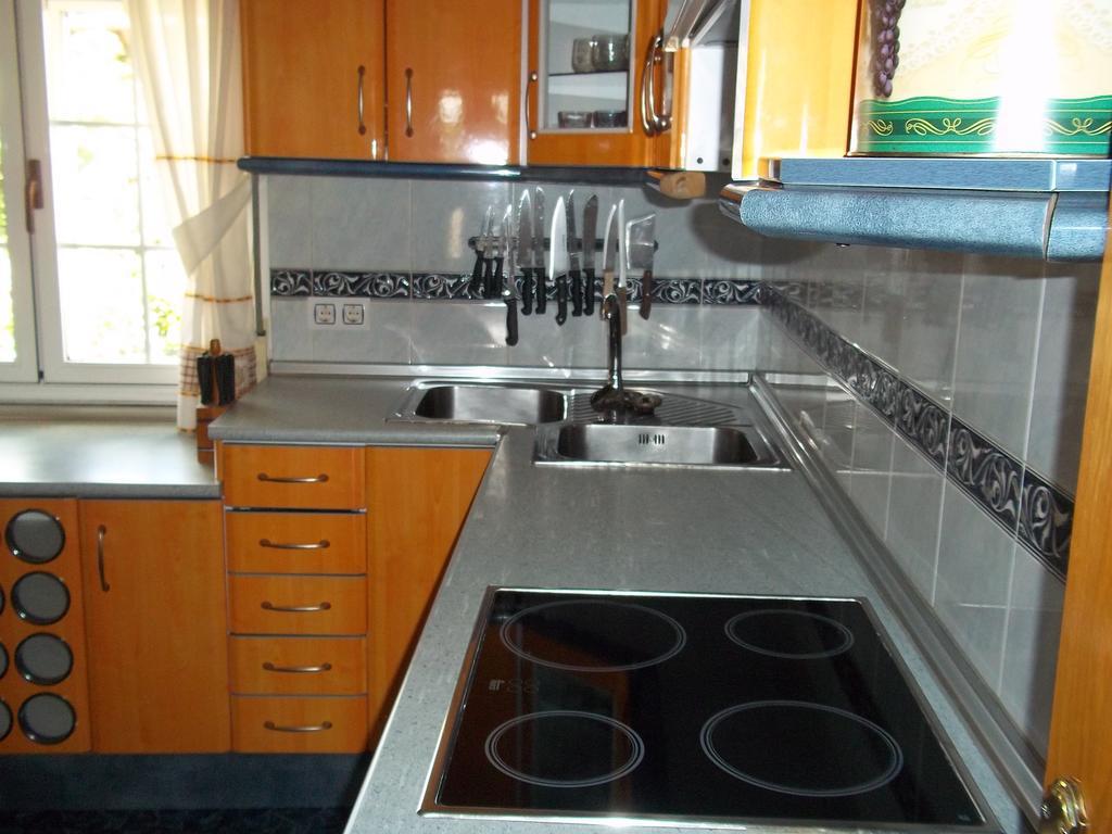 Casa Rural La Esmeralda Наварредонда-де-Ґредос Номер фото