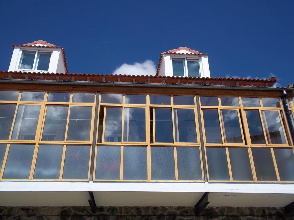 Casa Rural La Esmeralda Наварредонда-де-Ґредос Номер фото